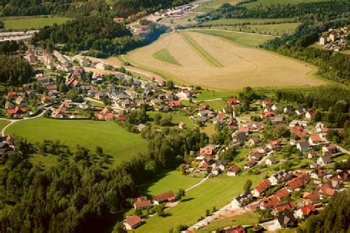 Kinsley, 36 — Escort in Kainach bei Voitsberg, Austria
