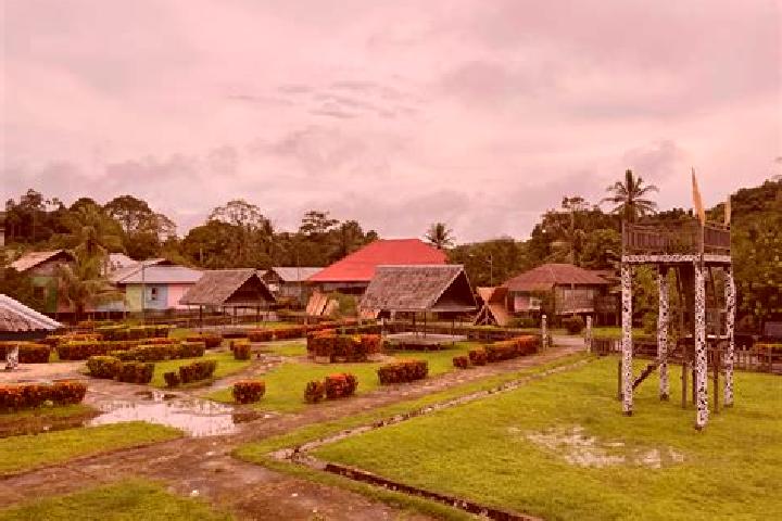 Kinsley, 36 — Escort in Long Loreh, Indonesia