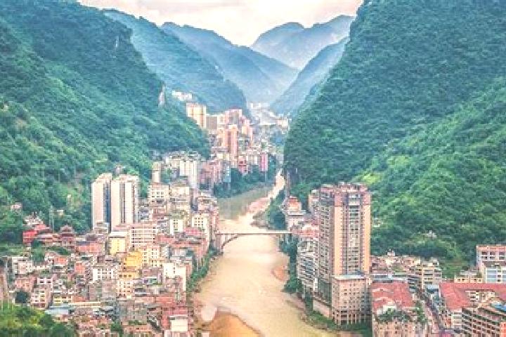 Kinsley, 36 — Escort in Yongji, China