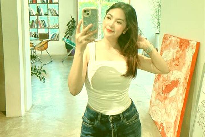 Kinsley, 36 — Escort in Yuwan, China