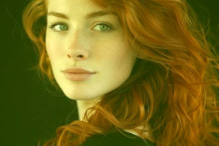 Kinsley, 37, a auburn dark-eyed european companion based in Siah Shir-e Olya. Offering Erotic Massage, Deep French Kissing, CIM, Roleplay, GFE. Available for...