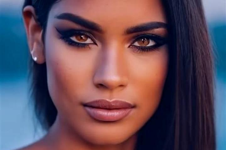 Kinsley, 37, a black dark-eyed latina companion based in Boli. Offering Roleplay, OWO, Fetish. Available for incall and outcall, overnight bookings available.