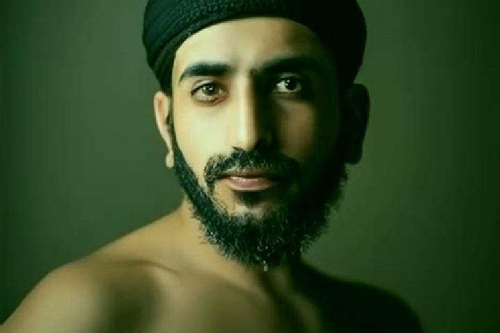 Kinsley, 37, a black grey-eyed middle eastern companion based in Peterslahr. Offering A-Level, BDSM, GFE. Available for incall and outcall, overnight booking...