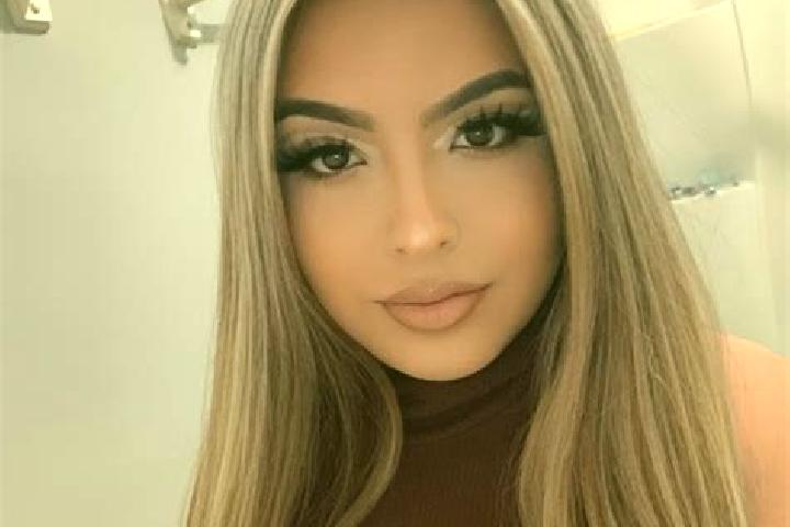 Kinsley, 37, a blonde amber-eyed latina companion based in Cibeber. Offering BDSM, Roleplay, A-Level, Prostate Massage, 69. Available for incall and outcall,...