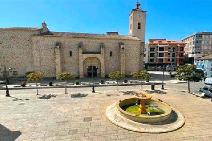 Kinsley, 37 — Escort in Navalmoral de la Mata, Spain