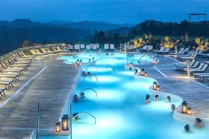Kinsley, 37 — Escort in Rapolano Terme, Italy