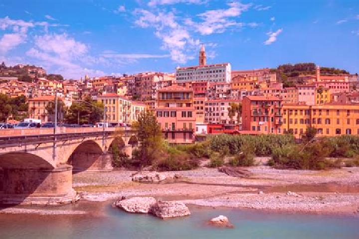 Kinsley, 37 — Escort in Ventimiglia di Sicilia, Italy