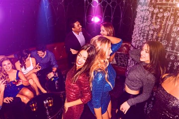 Kinsley, 38, a black amber-eyed slavic companion based in Veules-les-Roses. Offering OWO, Party Girl, Striptease. Available for incall and outcall, overnight...