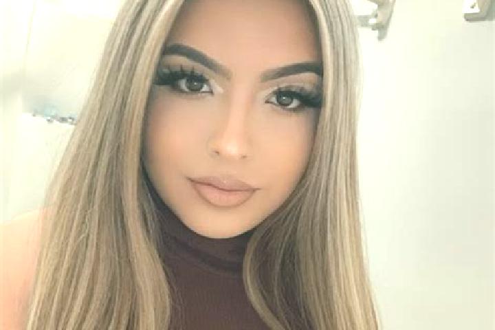 Kinsley, 38, a blonde brown-eyed latina companion based in Caujul. Offering Fetish, Overnight, CIM, Duos. Available for incall and outcall, day and evening d...