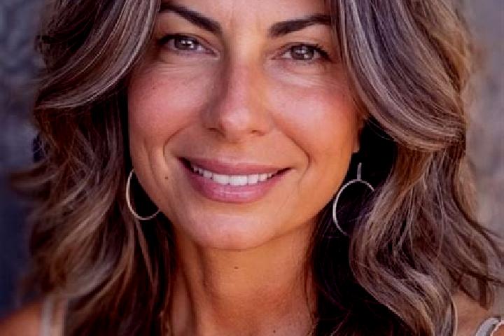 Kinsley, 38, a brunette grey-eyed middle eastern companion based in Naniekaha. Offering Domination, Travel Companion, A-Level, OWO. Available for incall and ...