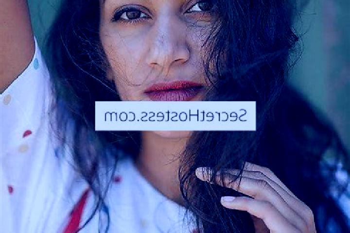 Kinsley, 38, a red dark-eyed indian companion based in Auribeau-sur-Siagne. Offering Dinner Date, Travel Companion, Tantra. Available for incall and outcall,...
