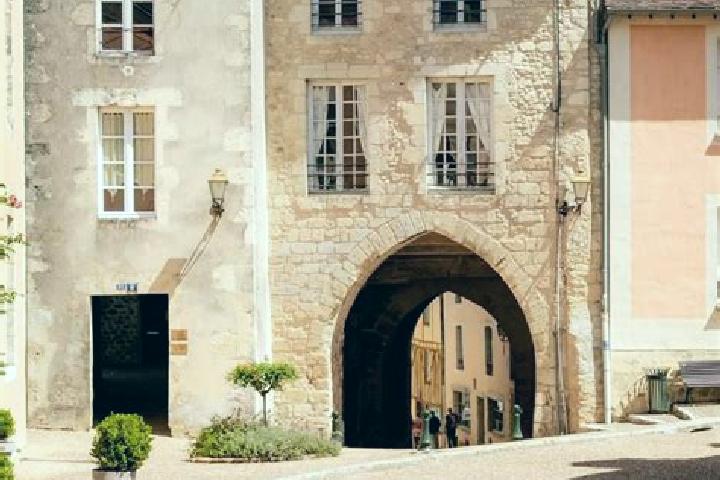 Kinsley, 38 — Escort in Belleme, France