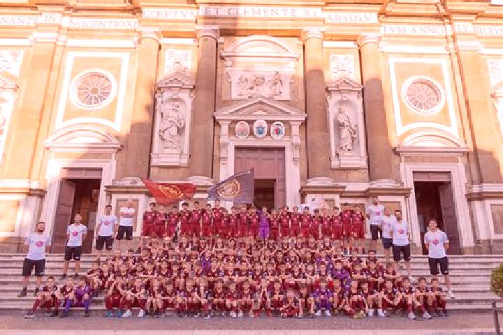 Kinsley, 38 — Escort in Comun Nuovo, Italy