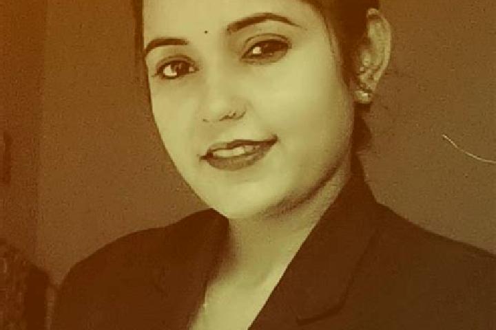 Kinsley, 38 — Escort in Jahanabad, India