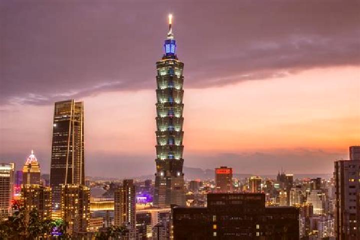 Kinsley, 38 — Escort in Jieshoucun, Taiwan