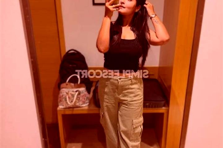 Kinsley, 38 — Escort in Kangra, India