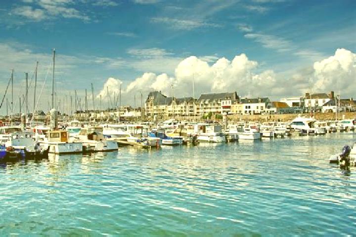 Kinsley, 38 — Escort in La Turballe, France