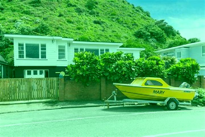 Kinsley, 38 — Escort in Owhiro Bay, New Zealand