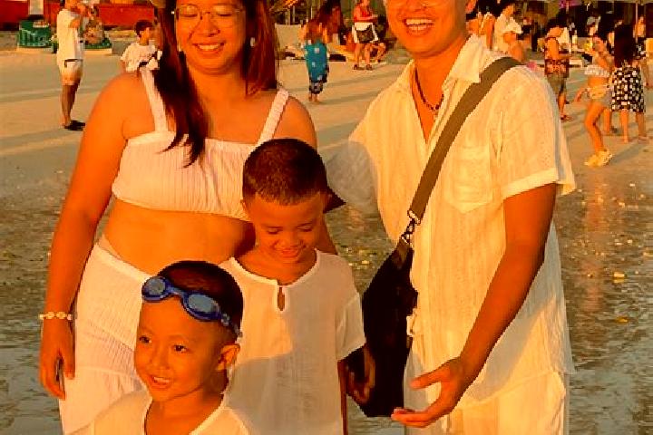 Kinsley, 39 — Escort in Damolog, Philippines