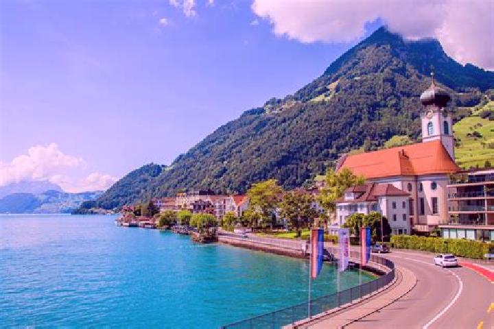 Kinsley, 39 — Escort in Gersau, Switzerland