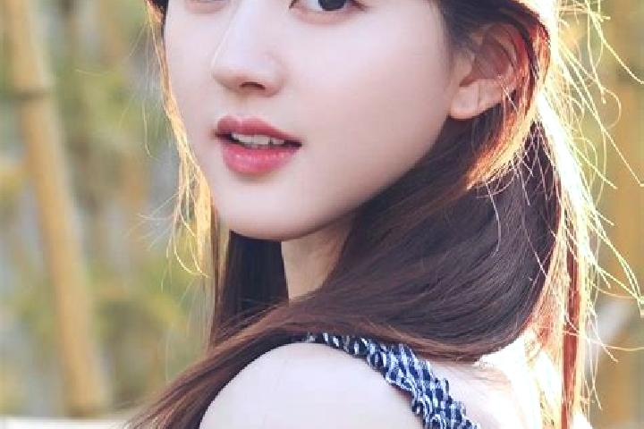 Kinsley, 39 — Escort in Liusi, China