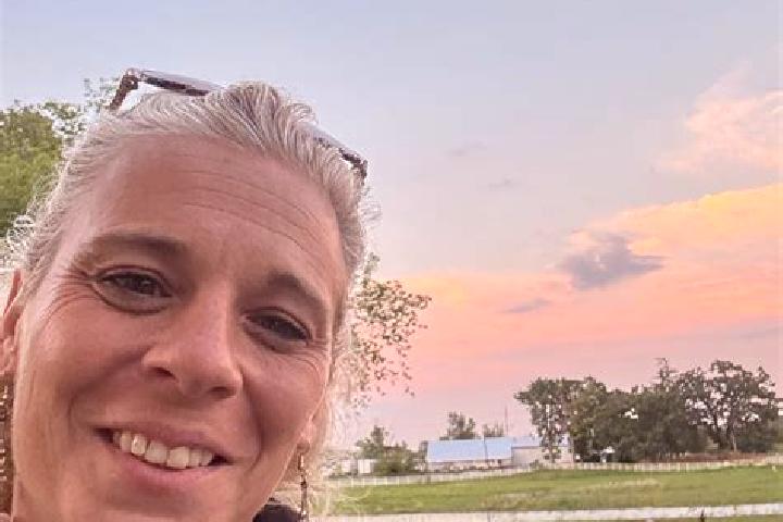 Kinsley, 39 — Escort in McCullom Lake, United States