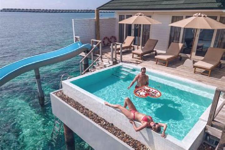 Kinsley, 39 — Escort in Naifaru, Maldives