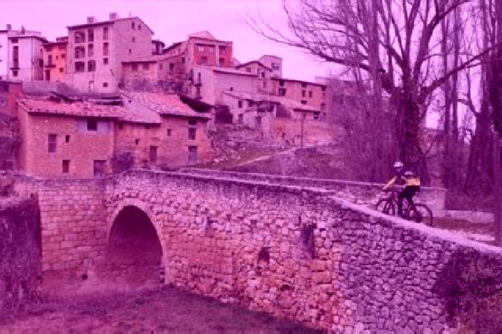 Kinsley, 39 — Escort in Torre de Arcas, Spain