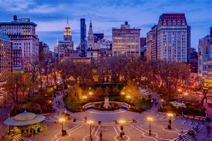 Kinsley, 39 — Escort in Washington Square, United States