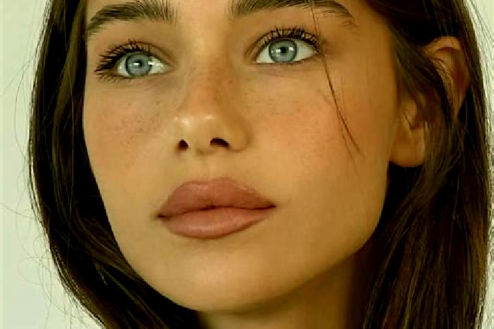 Layla, 20, a brunette amber-eyed caucasian companion based in Miranpur. Offering Tantra, OWO, Massage. Available for incall and outcall, day and evening dates.