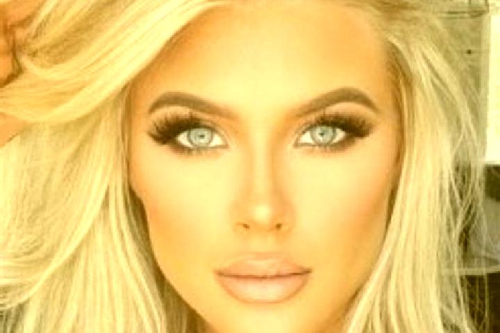 Layla, 20, a platinum blonde brown-eyed asian companion based in Veneta. Offering 69, Prostate Massage, OWO, Couples. Available for incall and outcall, overn...