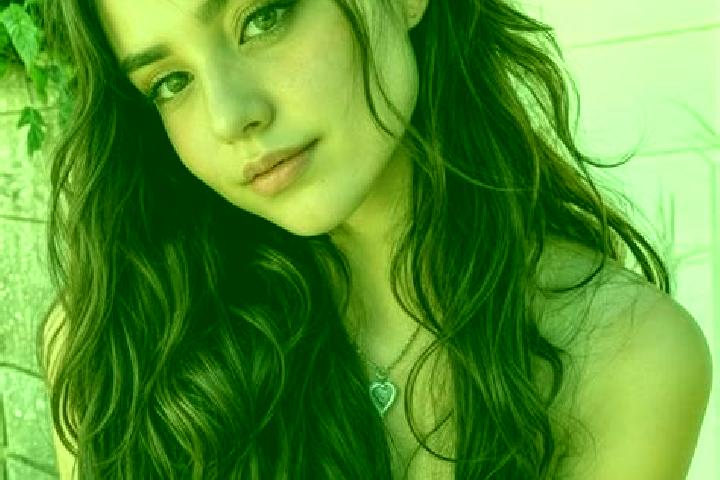 Layla, 20, a red hazel-eyed caribbean companion based in Auw. Offering Party Girl, OWO, Deep French Kissing, 69. Available for incall and outcall, overnight ...