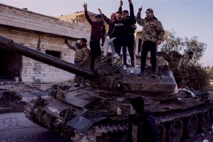 Layla, 20 — Escort in Aleppo, Syria