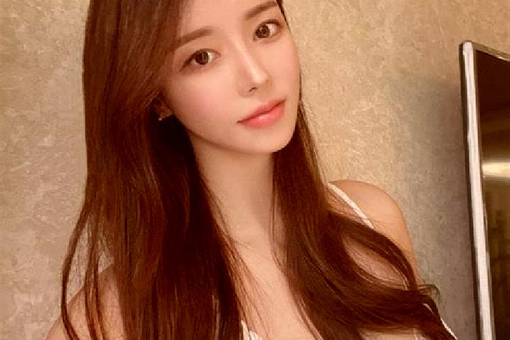 Layla, 20 — Escort in Taohong, China