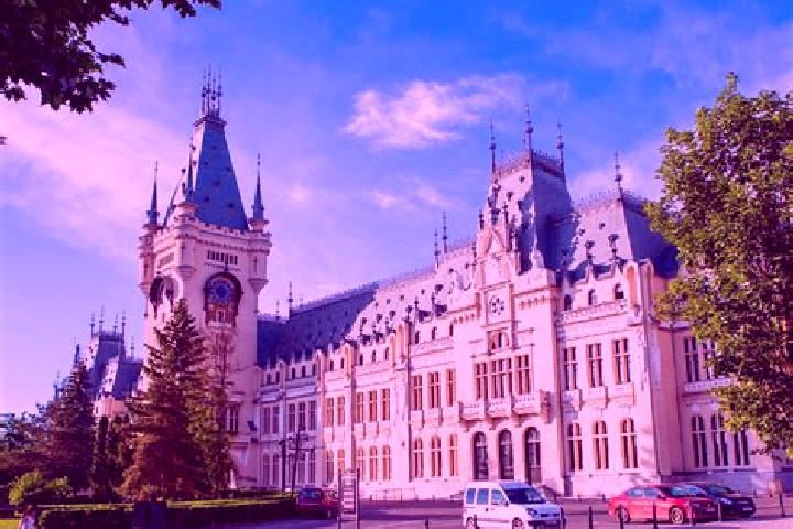Layla, 20 — Escort in Tisau, Romania