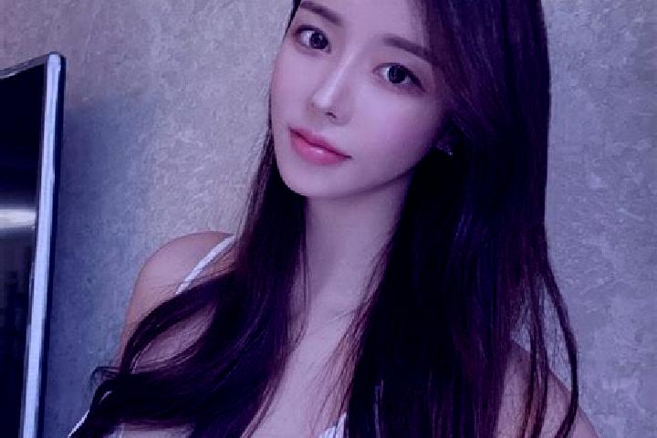 Layla, 20 — Escort in Wenwucao, China