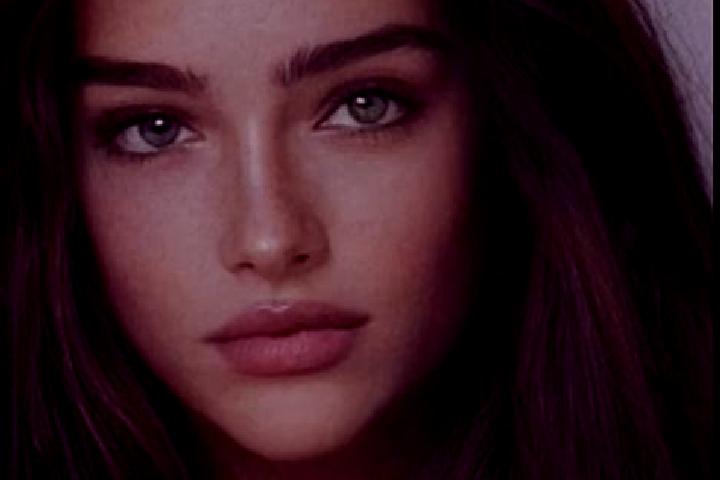 Layla, 21, a chestnut grey-eyed caucasian companion based in Bade. Offering 69, CIM, BDSM. Available for incall and outcall, overnight bookings available.