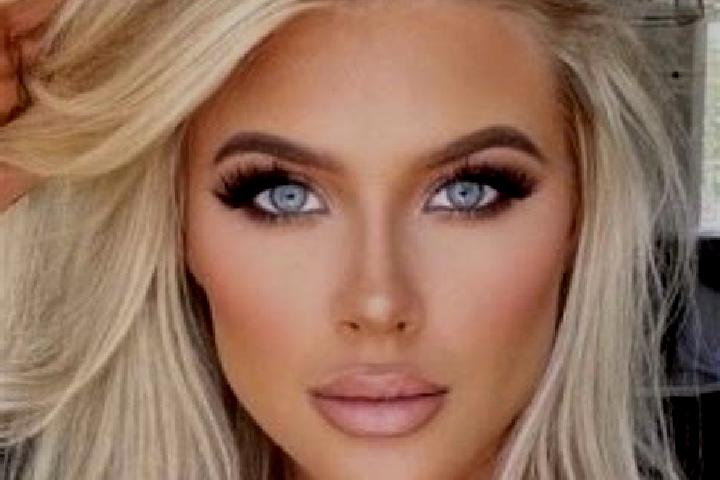 Layla, 21, a platinum blonde dark-eyed indian companion based in Breddin. Offering Girlfriend Experience, Massage, Overnight. Available for incall and outcal...
