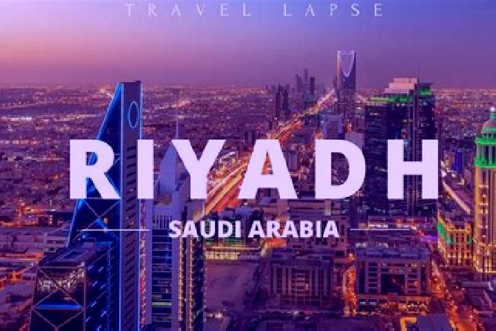Layla, 21 — Escort in Adh Dhibiyah, Saudi Arabia