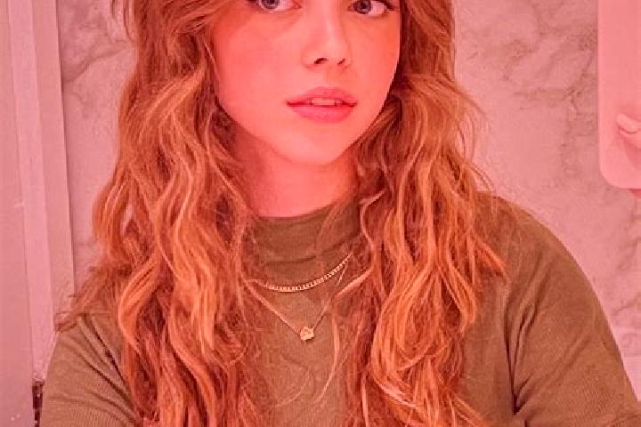 Layla, 21 — Escort in Avy, France