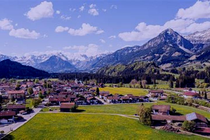 Layla, 21 — Escort in Balderschwang, Germany