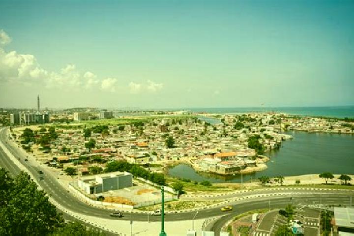 Layla, 21 — Escort in Chinhama, Angola