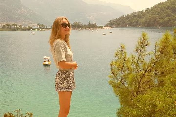 Layla, 21 — Escort in Gelemis, Turkey