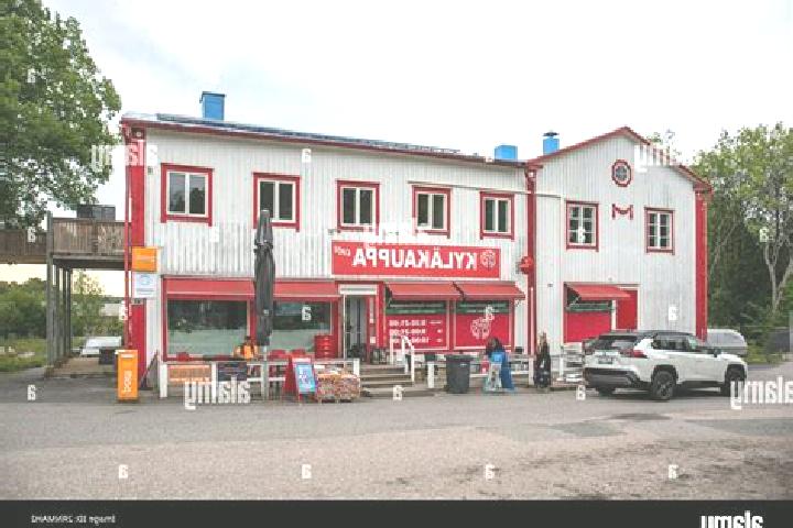 Layla, 21 — Escort in Pernioe, Finland