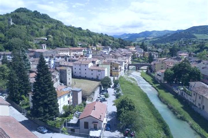Layla, 21 — Escort in Rocca di Neto, Italy
