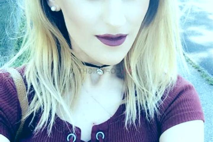 Layla, 21 — Escort in Sacramento, United States