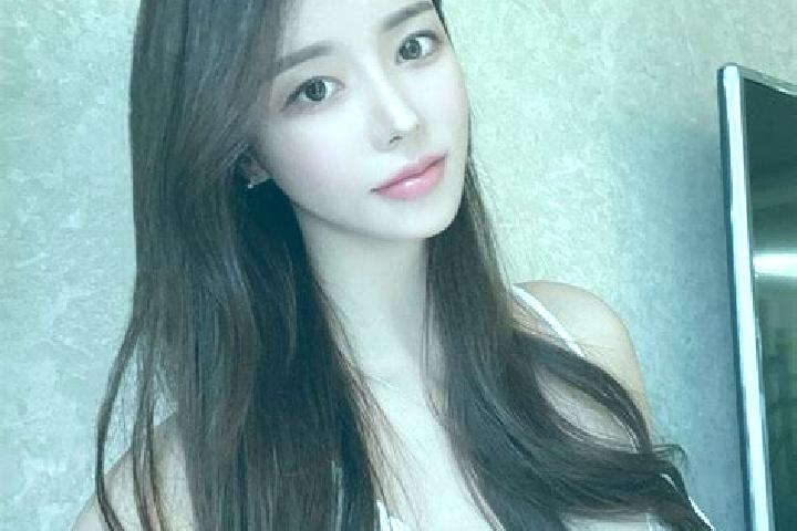 Layla, 21 — Escort in Tafang, China