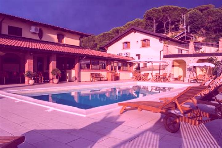 Layla, 21 — Escort in Villapiana-Ronchena, Italy