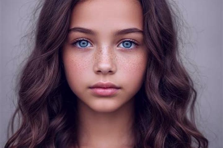 Layla, 22, a auburn brown-eyed mediterranean companion based in Minas de Oro. Offering Duos, Overnight, Dinner Date, Travel Companion, Party Girl. Available ...