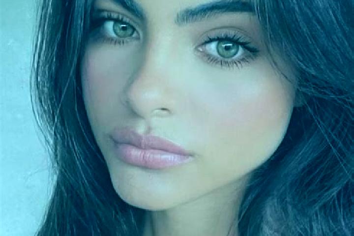 Layla, 22, a black hazel-eyed middle eastern companion based in Ojoto. Offering Couples, Dinner Date, Domination, Party Girl. Available for incall and outcal...
